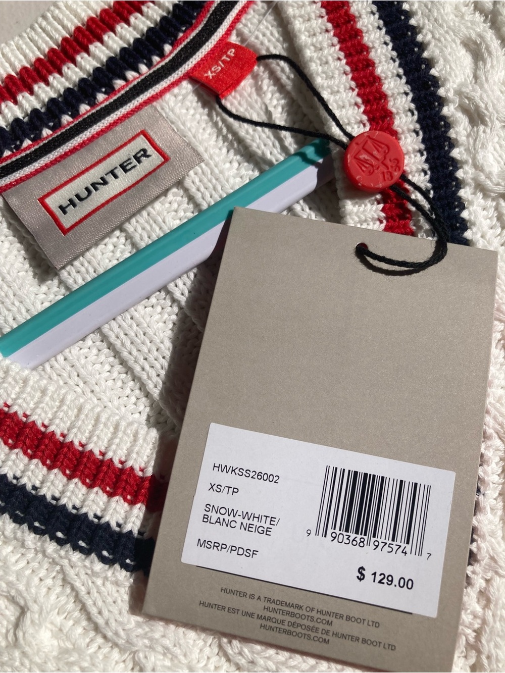 Hunter Stripe Cable Knit Stitch White Sweater Vest with Red Blue Stripe Details - Picture 13 of 17